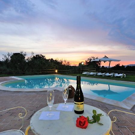 Girasole - Agriturismo Fogliani 翁布里亚区贾诺 外观 照片