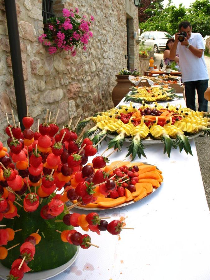Girasole - Agriturismo Fogliani 翁布里亚区贾诺 外观 照片